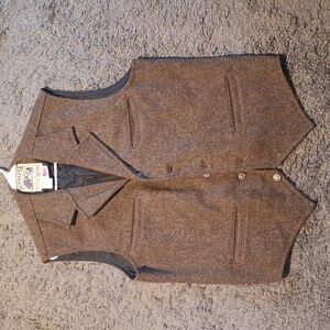 Schaefer wool vest